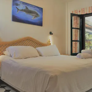 3* מלון Belmar